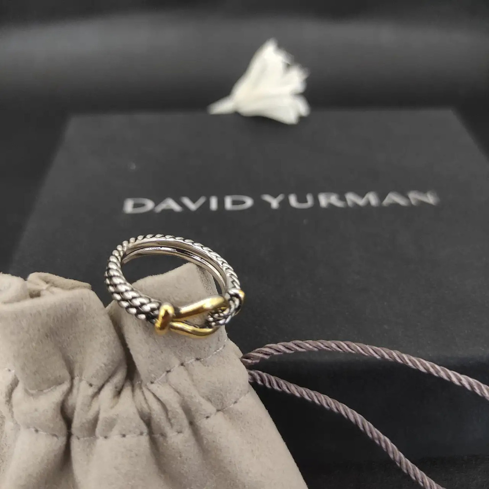 David Yurman Button-Loop Clasp Ring - Picture 5 of 7